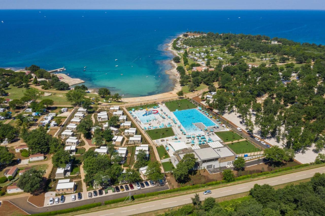 Mobile Homes Premium Vista Mare Park Umag By Camp4You Kültér fotó