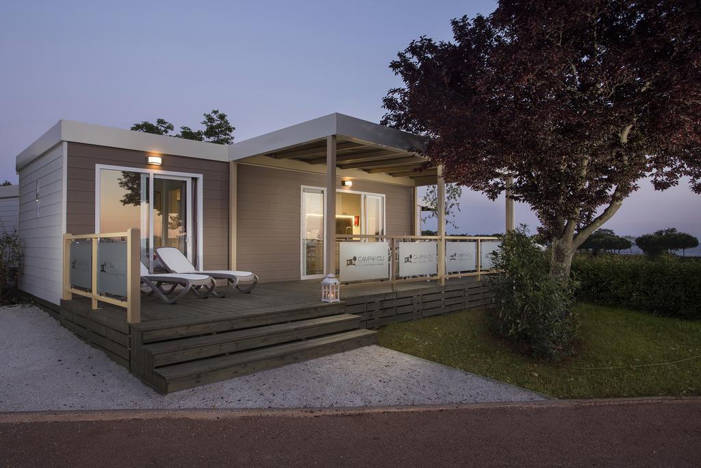 Mobile Homes Premium Vista Mare Park Umag By Camp4You Kültér fotó